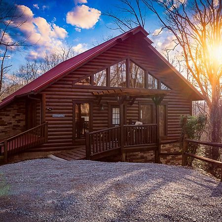 Snuggled Inn Holiday Home Gatlinburg Exterior photo