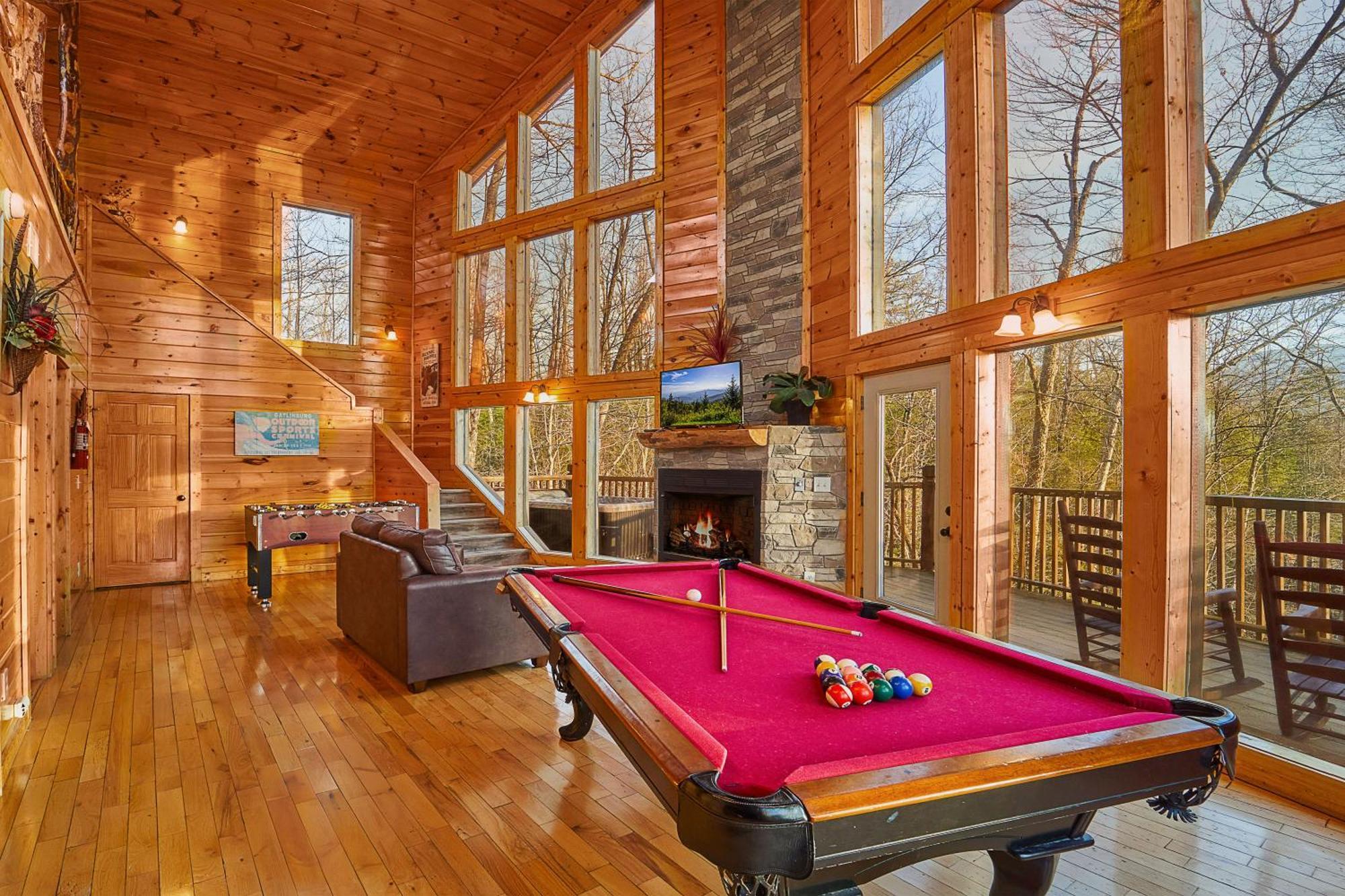 Snuggled Inn Holiday Home Gatlinburg Exterior photo